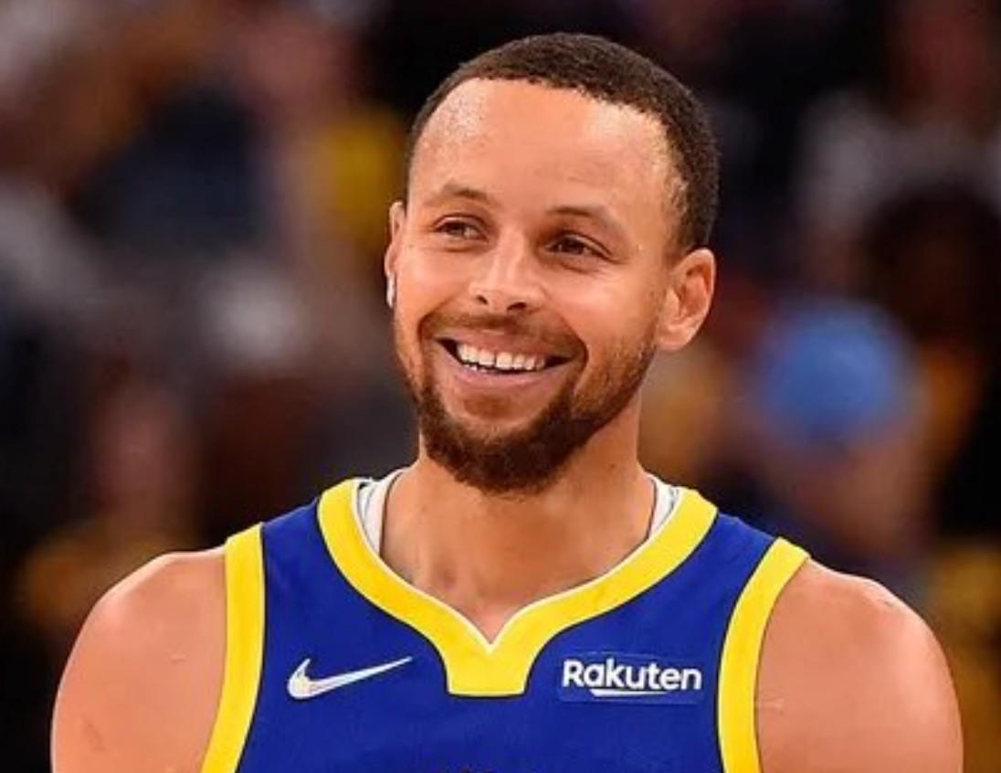 开云体育-Shams:库里还将因为右膝的伤势缺席未来10天的比赛